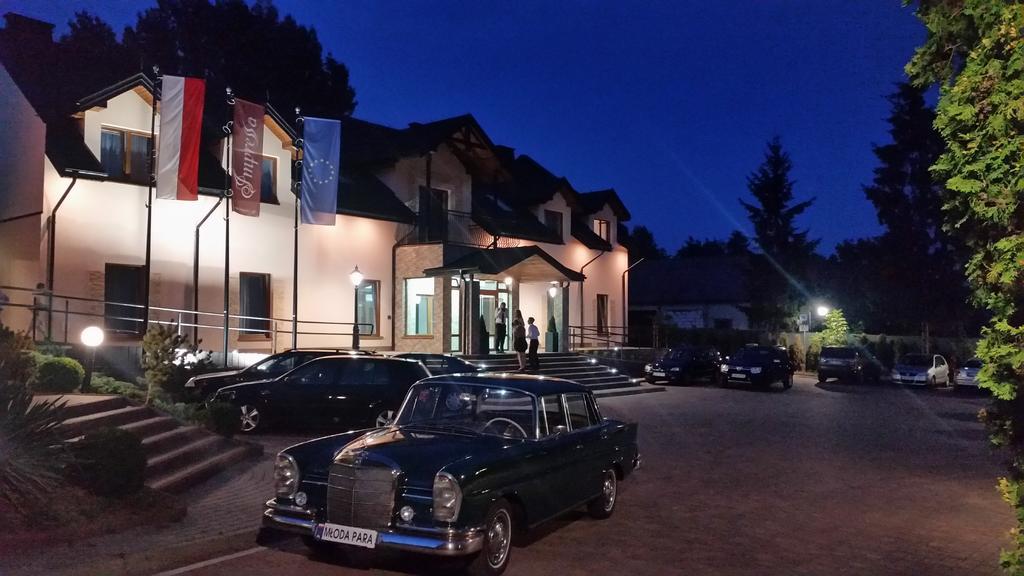 Hotel Impressa Niedrzwica Duża Exteriör bild