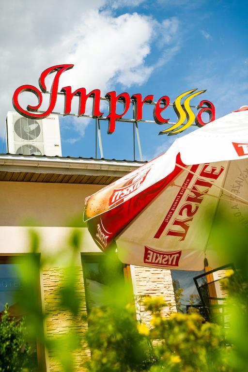 Hotel Impressa Niedrzwica Duża Exteriör bild